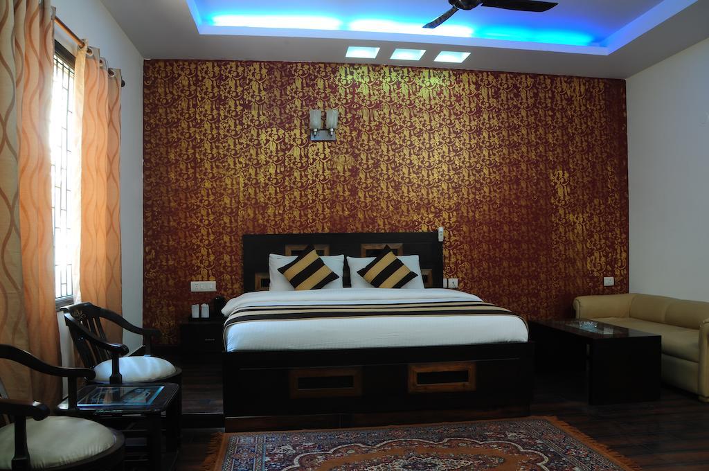 Airport Hotel Daya Capitol New Delhi Buitenkant foto
