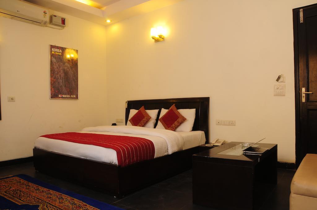 Airport Hotel Daya Capitol New Delhi Kamer foto