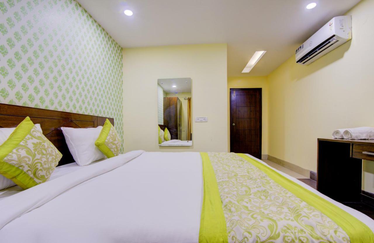 Airport Hotel Daya Capitol New Delhi Buitenkant foto