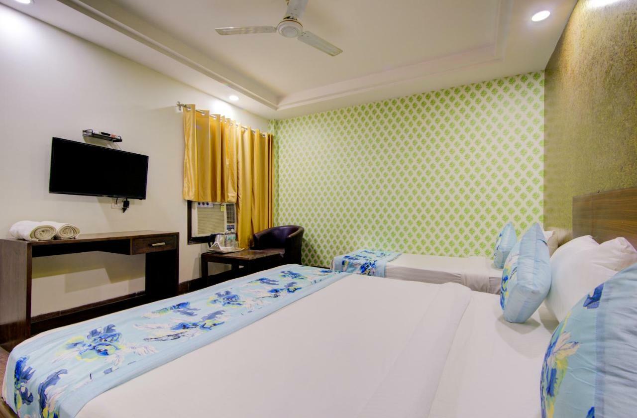 Airport Hotel Daya Capitol New Delhi Buitenkant foto